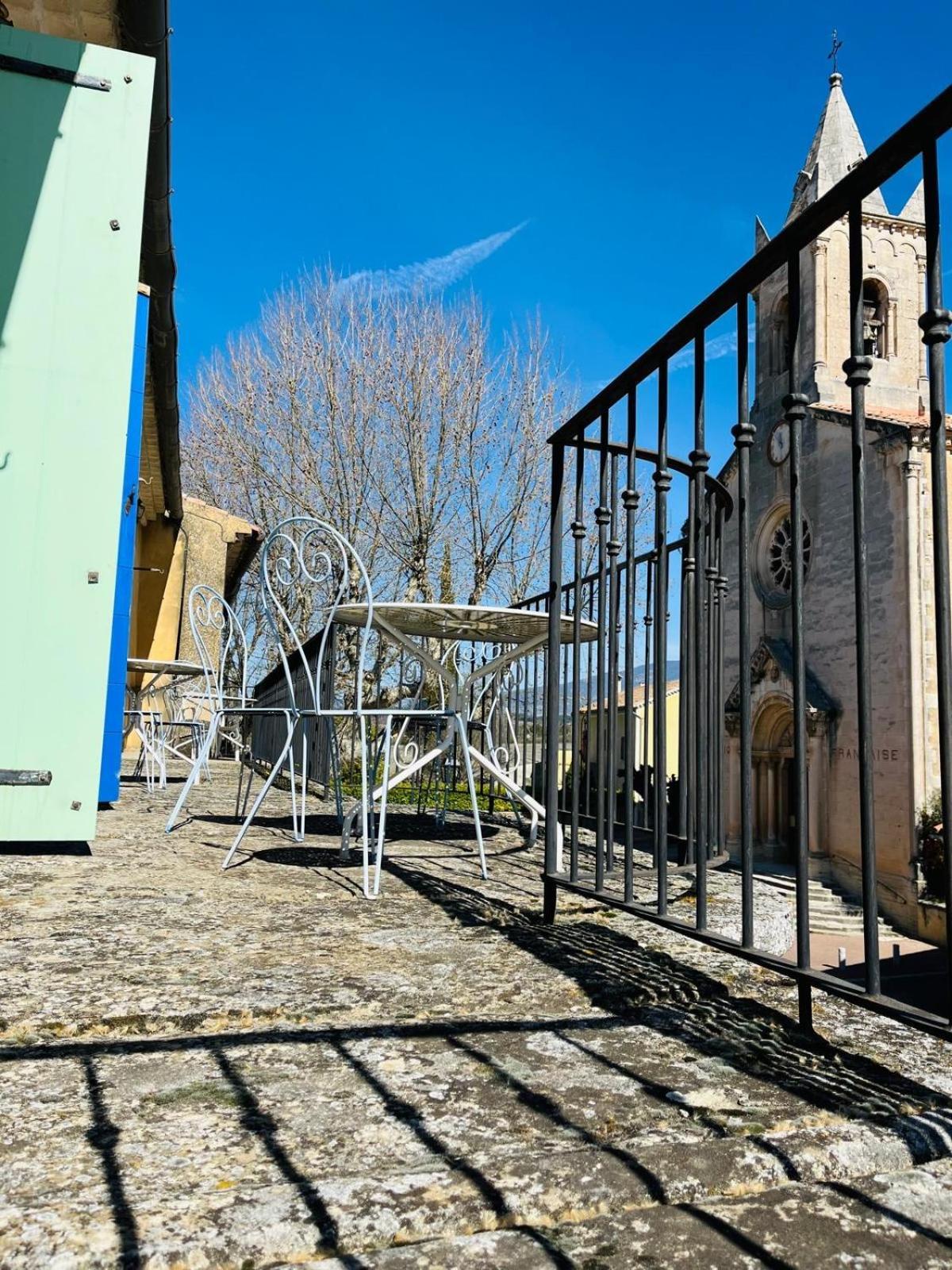 La Sarrasine Hotell Villes-sur-Auzon Eksteriør bilde