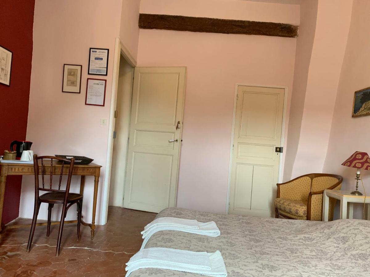 La Sarrasine Hotell Villes-sur-Auzon Eksteriør bilde